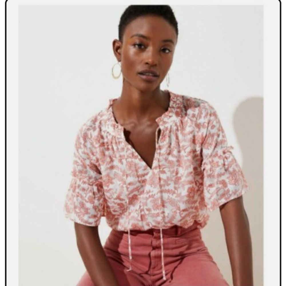 LOFT Women's Coral Floral Patterned Blouse Large